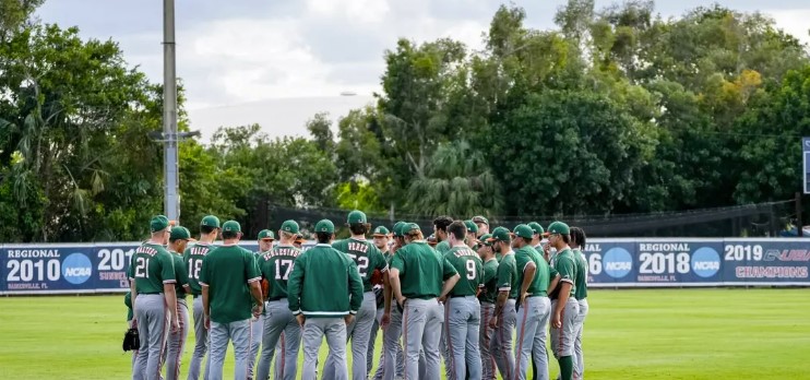 Miami baseball falls at FAU, 6-5: Recap is here