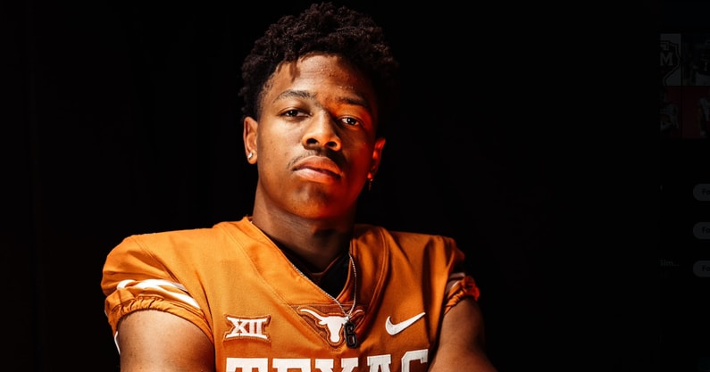 BREAKING: Four-star running back commits to Texas Longhorns