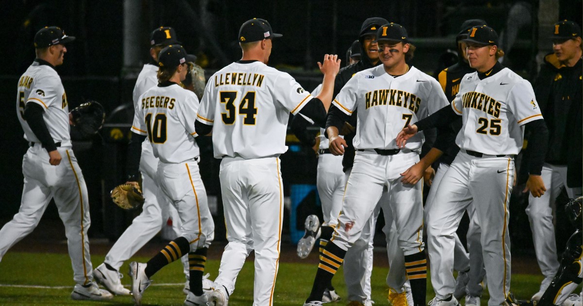 Hawkeye Heaven - New uniforms for Iowa Baseball! Looking