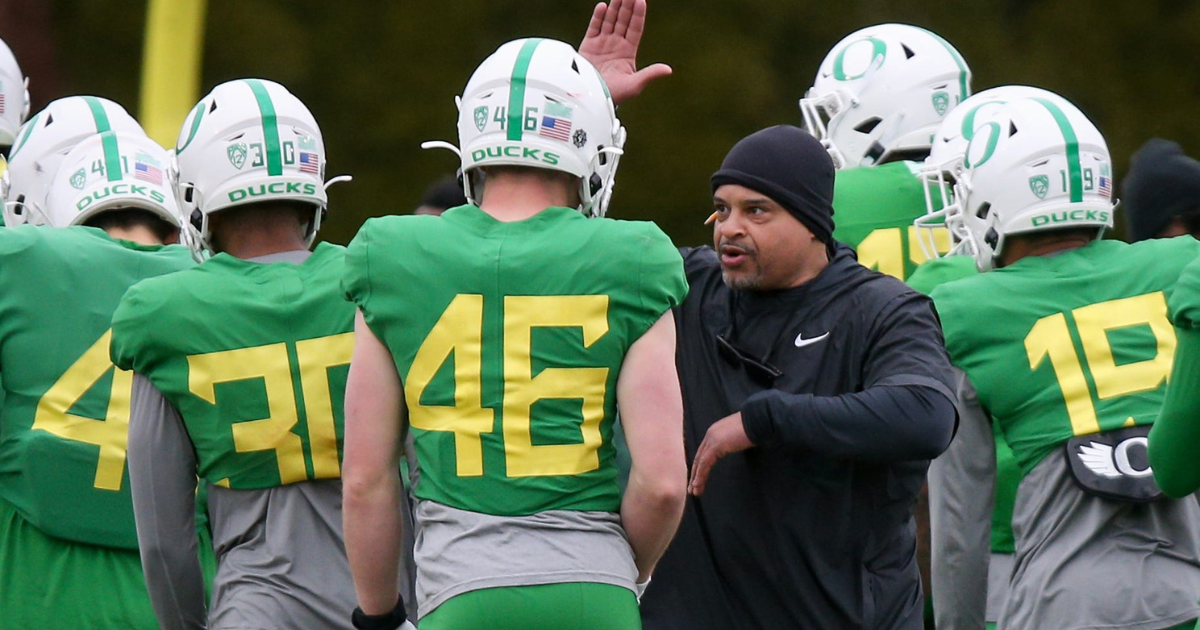 Oregon still working to identify No. 1 cornerback as it looks to replace Christian Gonzalez