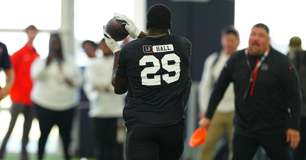 Auburn's Karlos Dansby named 2019 SEC Football Legend - Auburn University  Athletics