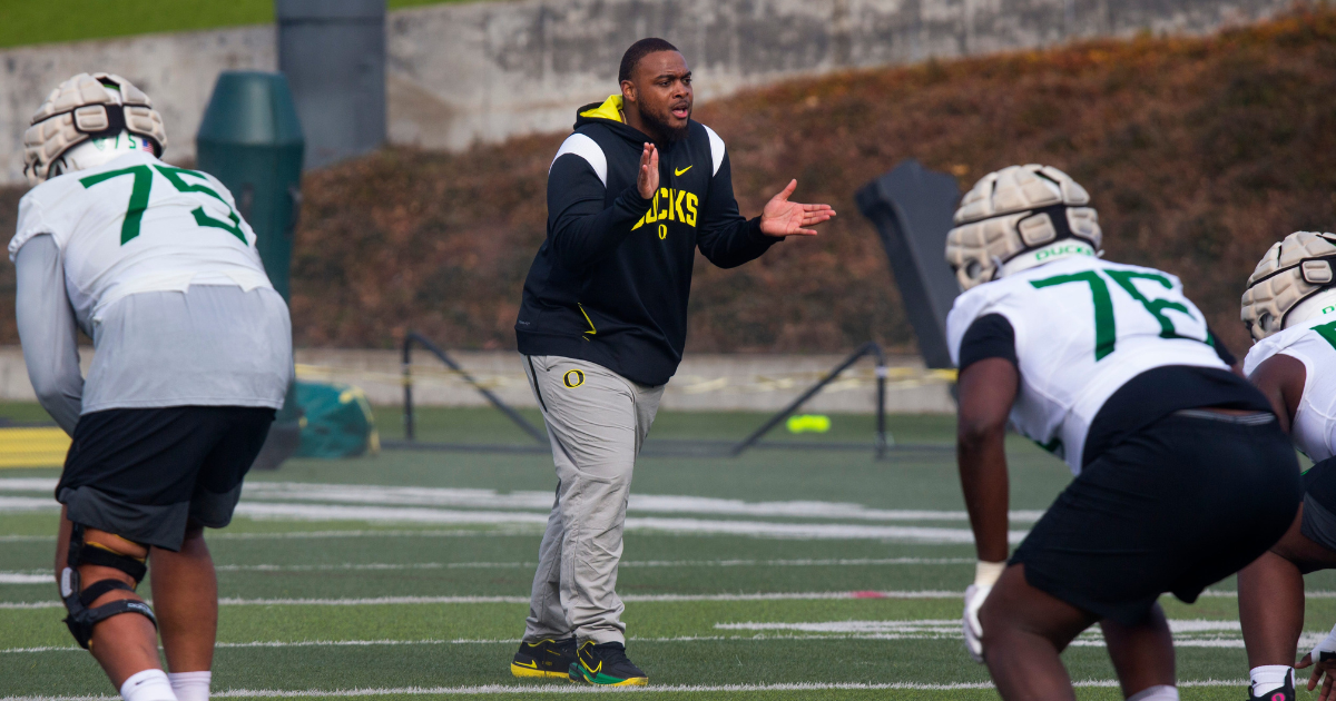 Three offensive line storylines to follow during Oregon’s 2023 spring game