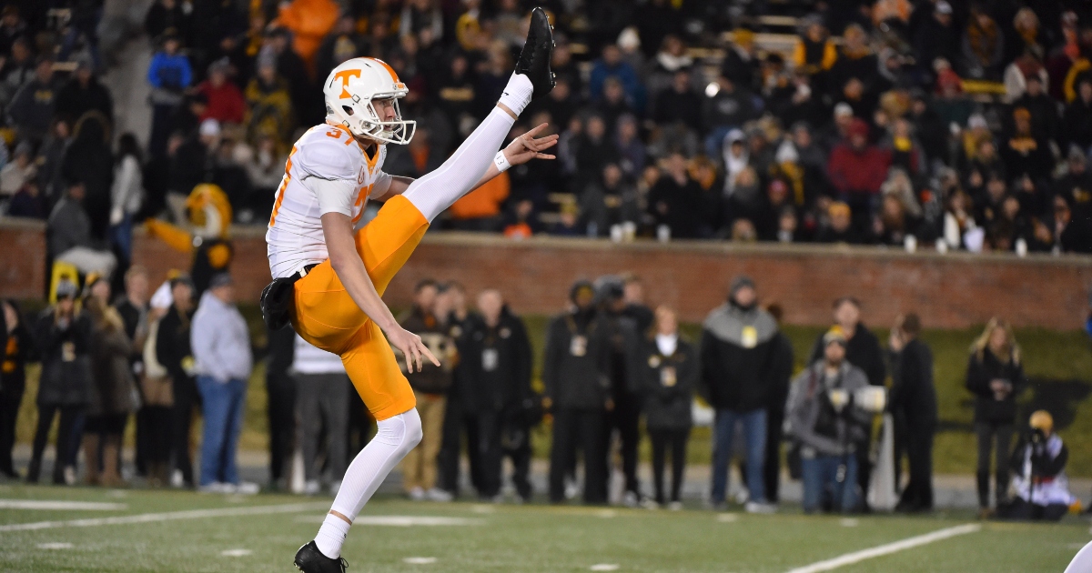 Punter Paxton Brooks signs as a free agent with the Colts