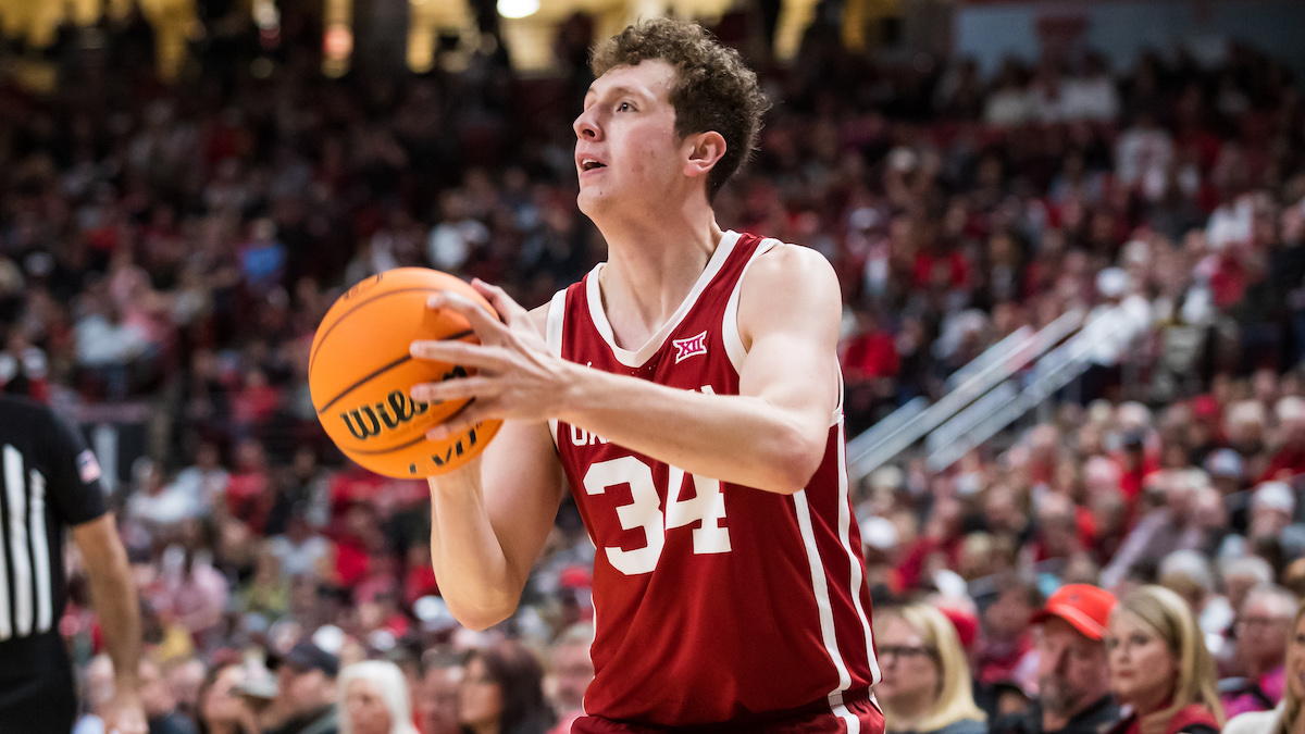 Former Oklahoma PF Jacob Groves commits to Virginia out of NCAA ...