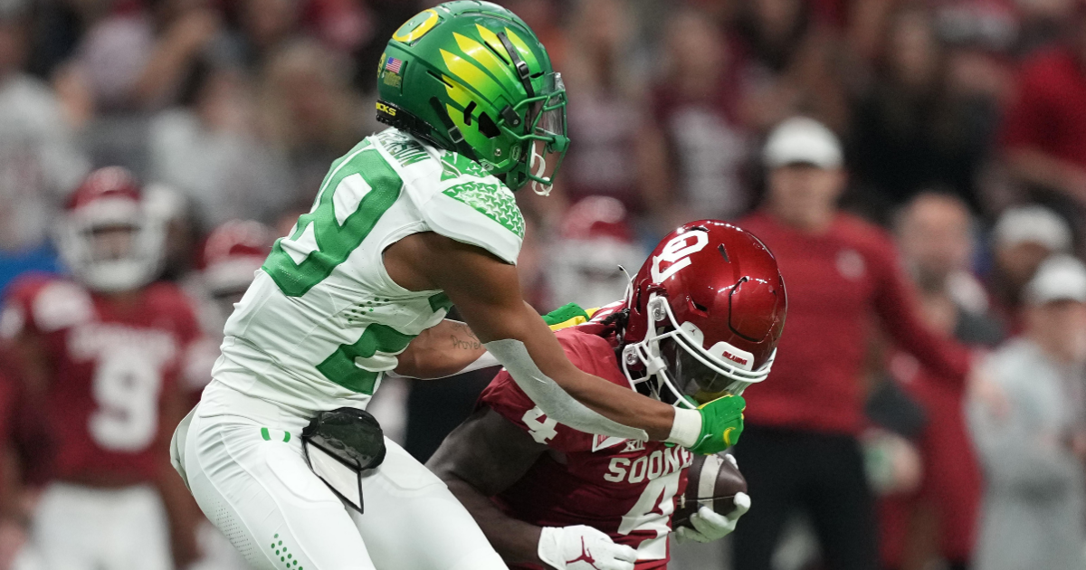 Oregon cornerback Avante Dickerson enters transfer portal On3