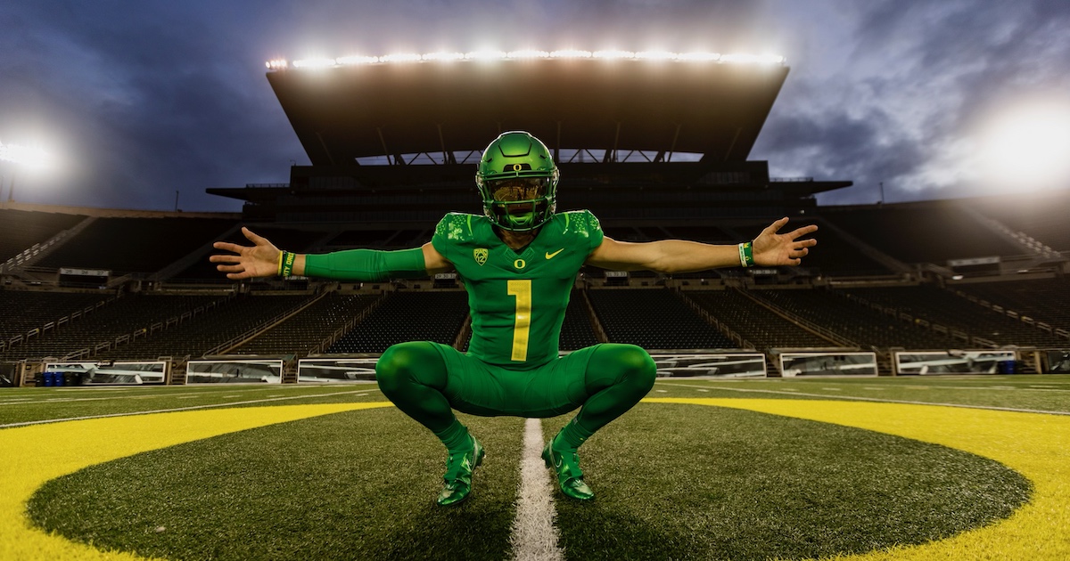 Class of 2024 QB Luke Moga commits to Oregon On3