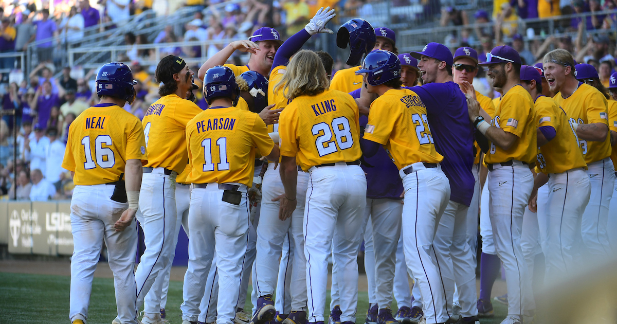 LSU Baseball grabs Game 2 comeback win over Alabama