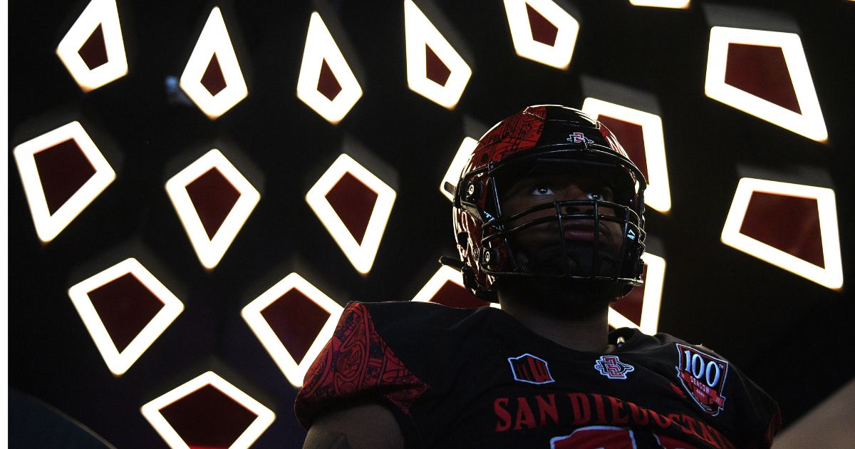 San Diego State transfer OT Josh Simmons commits to Ohio State