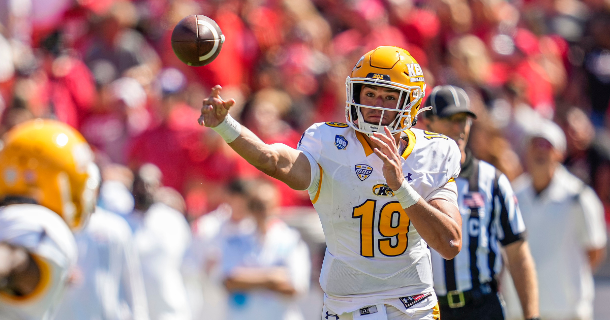 Kent State QB Collin Schlee tweets he's transferring to UCLA - ESPN