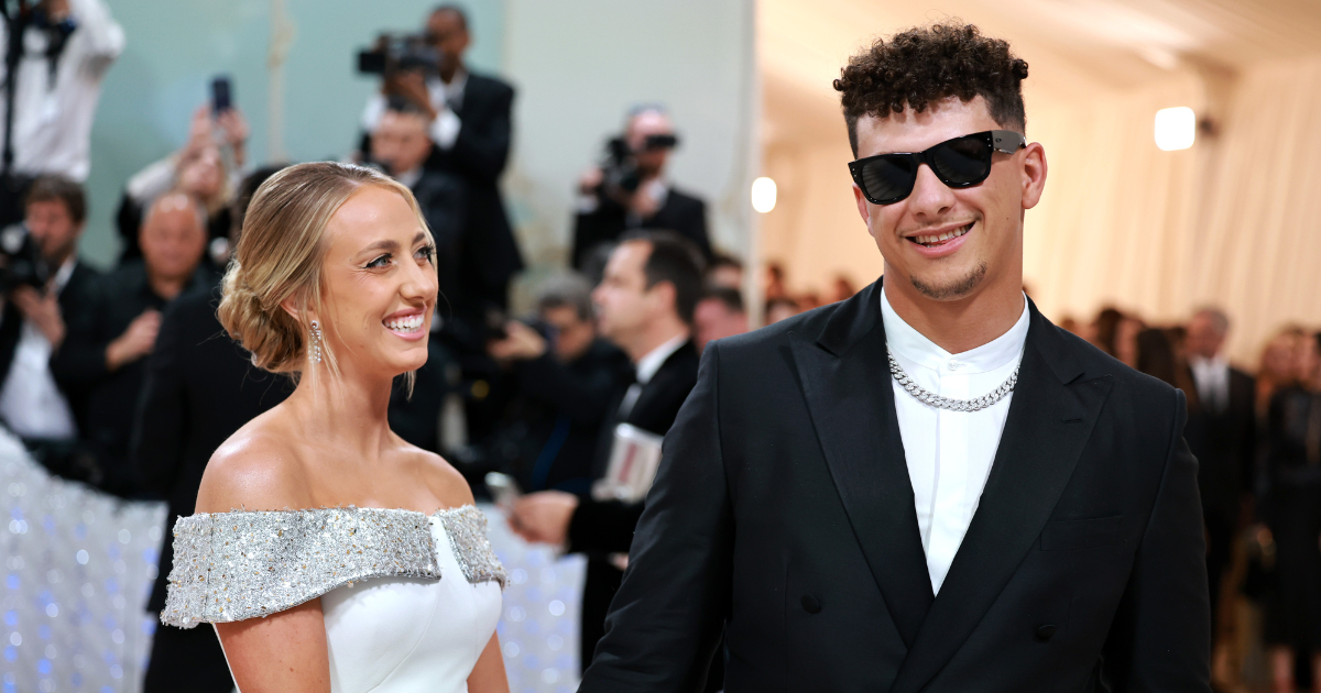 Patrick Mahomes given 'special honor' at Kentucky Derby