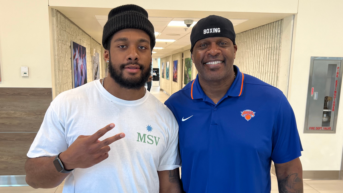 Former Gator LB Ron Moten describes ‘emotional’ return to Florida