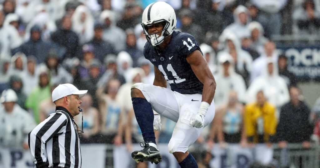 Penn State linebacker Abdul Carter moves to defensive end