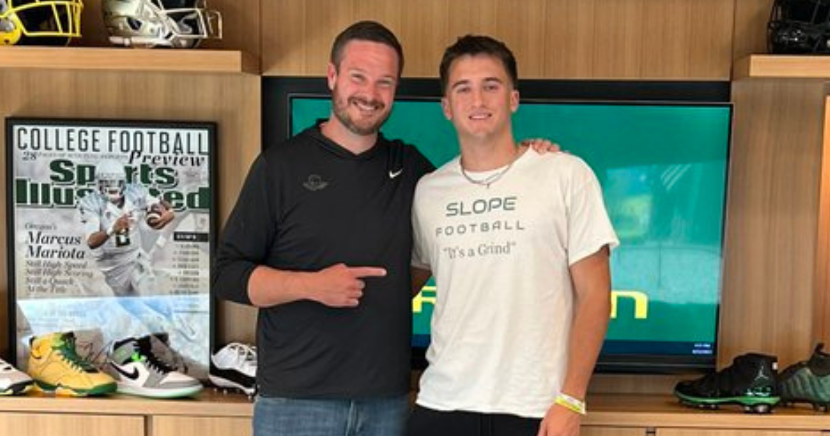 Oregon QB Commit Luke Moga Details Visit, Commitment