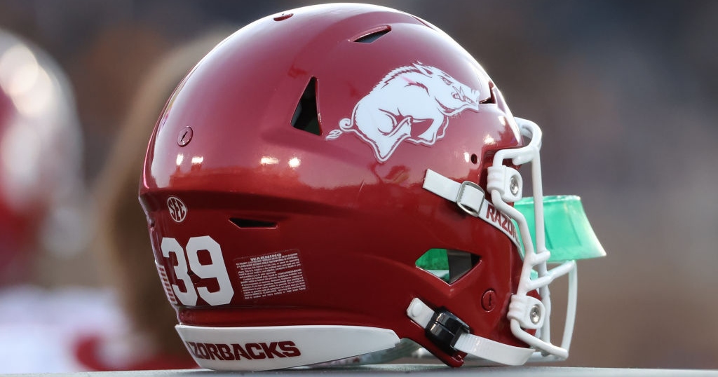 Former Arkansas wide receiver Landon Rogers commits to UNLV On3