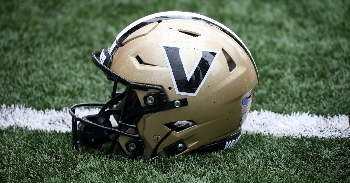 Vanderbilt lands transfer commitment from former Grand Valley State cornerback Nyzier Fourqurean