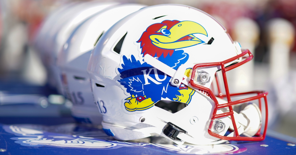 Kansas lands commitment from Texas A&M OL transfer Bryce Foster