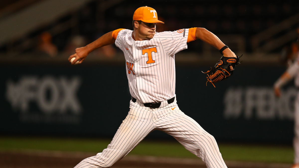 Kansas shortstop Maui Ahuna commits to Vols