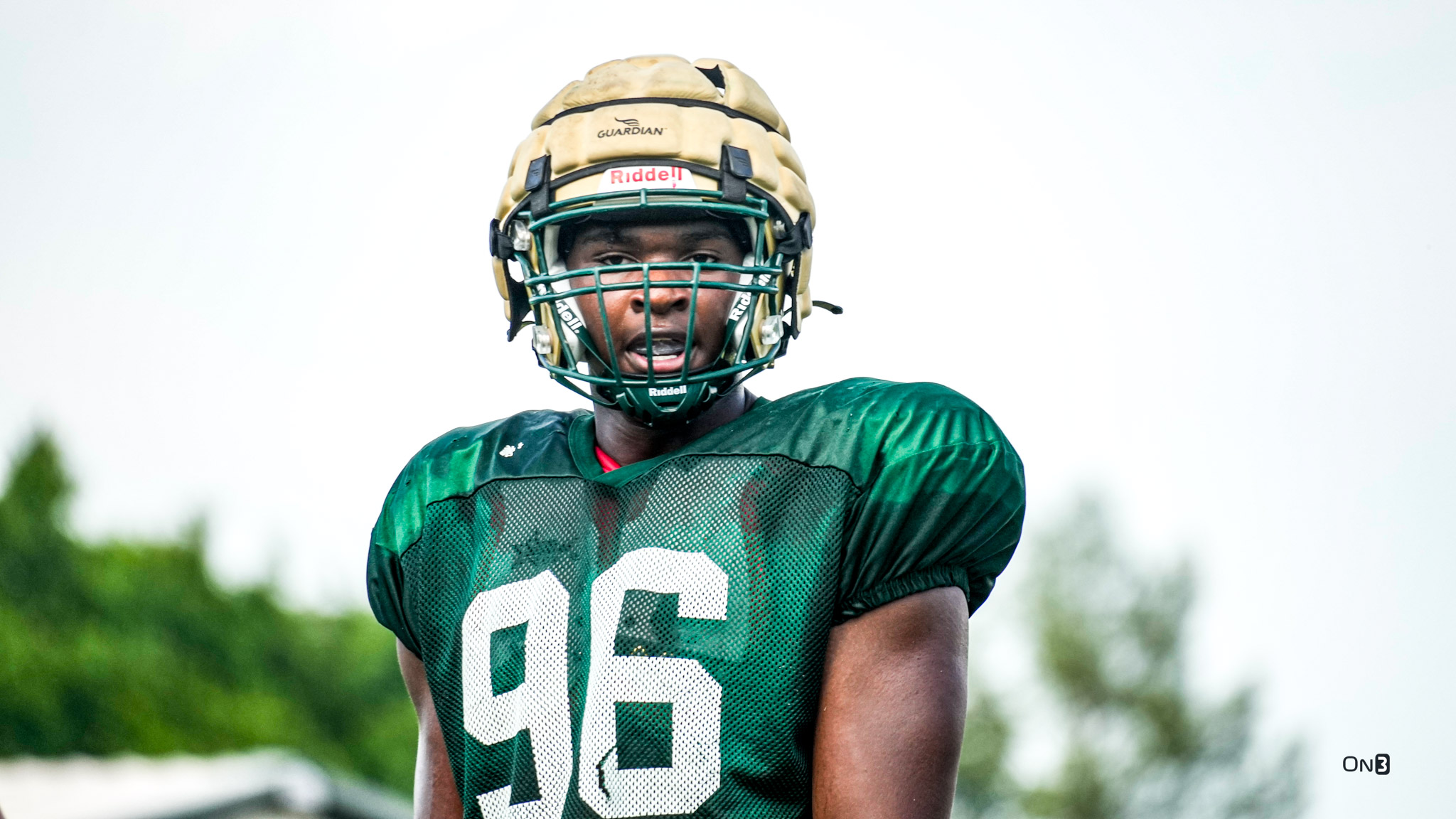 The latest recruiting intel on five-star DL Dominick McKinley