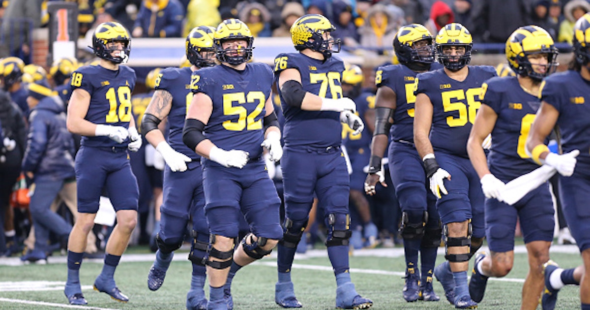 Sherrone Moore evaluates pressure on offensive line after back-to-back Joe Moore awards