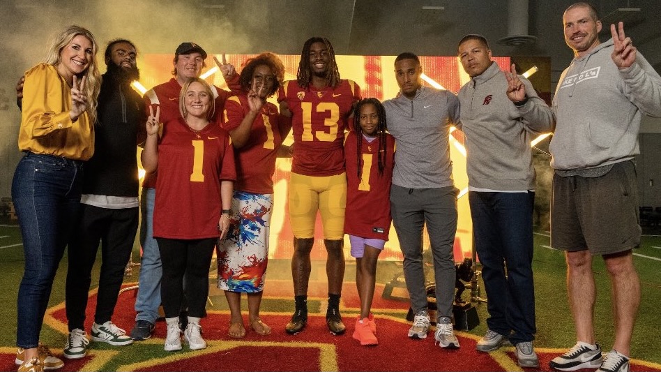 USC takes commanding lead for 4-star safety Myles Davis in Recruiting Prediction Machine