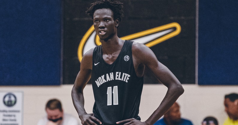 4-star center John Bol decommits from Florida Gators