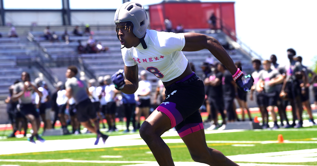 Why Michigan is a top school for priority WR target Elijah Moore