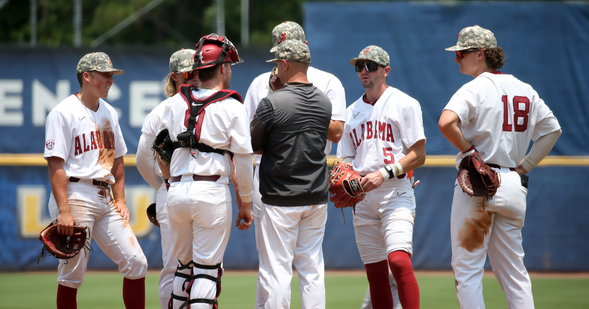 Butch Thompson praises Jason Jackson for the job he has done at Alabama