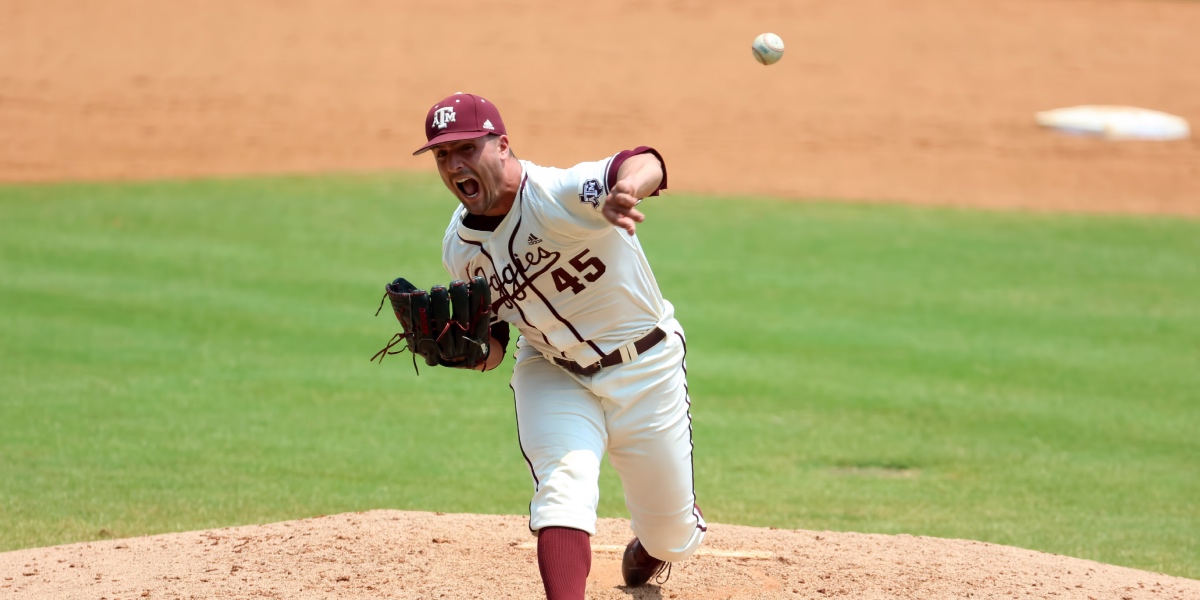 Jim Schlossnagle heaps praise on Texas A&M pitcher Matt Dillard for performance against Arkansas