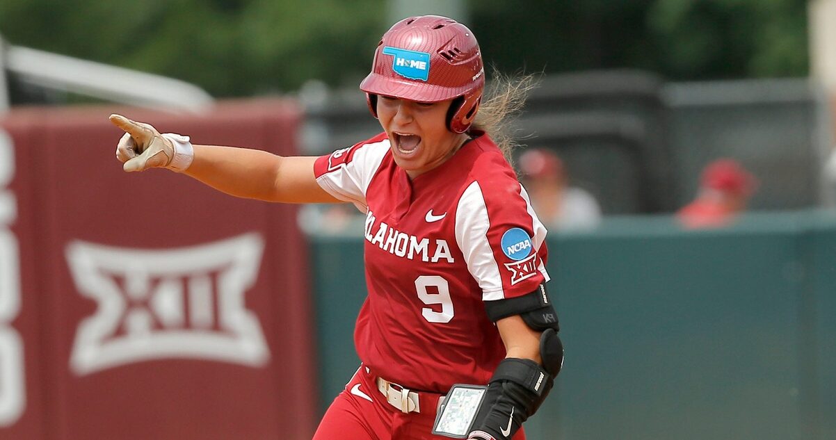 Kinzie Hansen puts her stamp to help send OU back to the WCWS