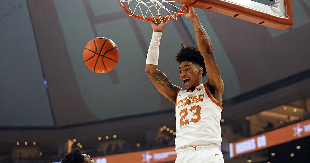 Texas F Dillon Mitchell 'leaning towards' staying in 2023 NBA