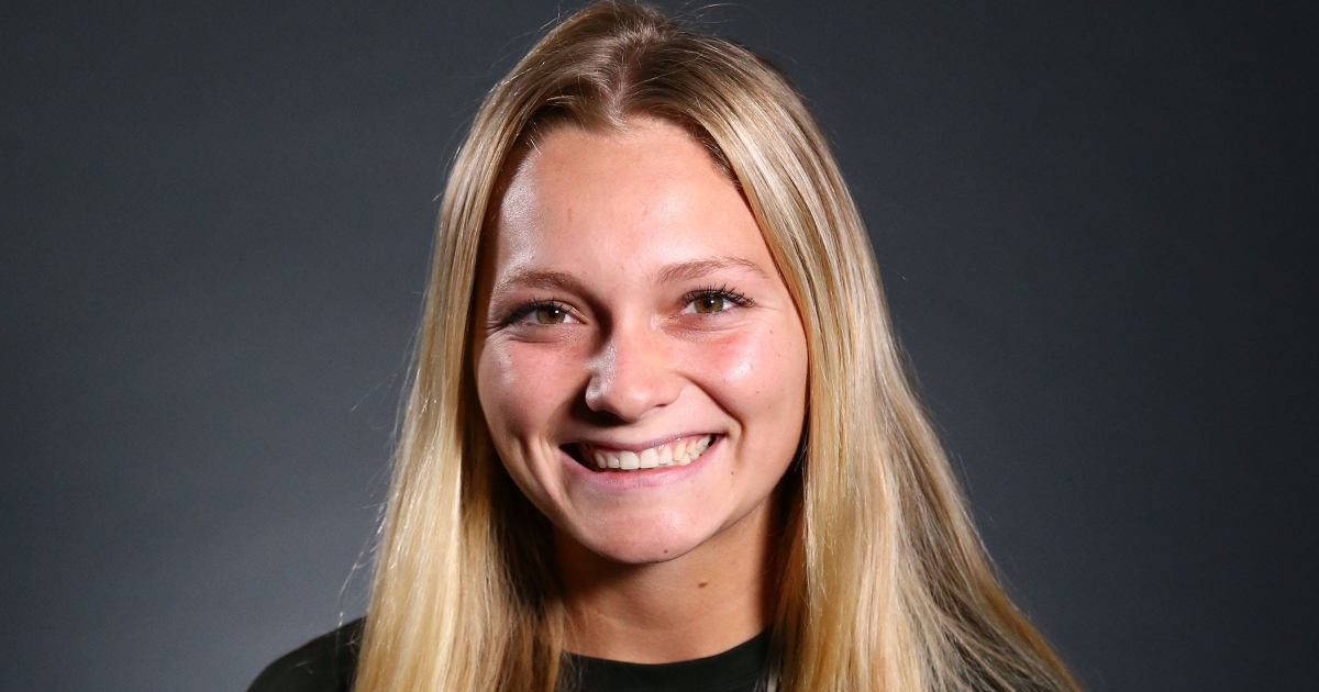 Washington's Rylee Holtorf blasts goahead 2run home run to answer