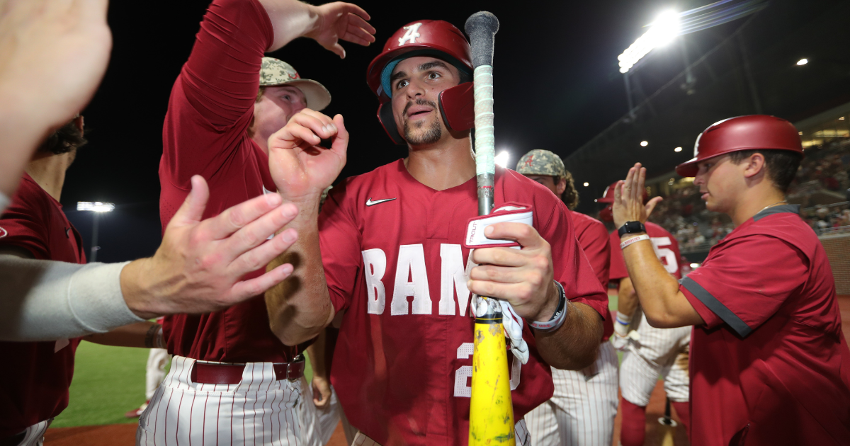 Late rally propels Alabama baseball to win over Troy in Tuscaloosa Regional