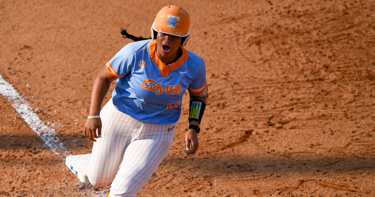 Zaida Puni gives Tennessee early lead over Florida State with home run in first