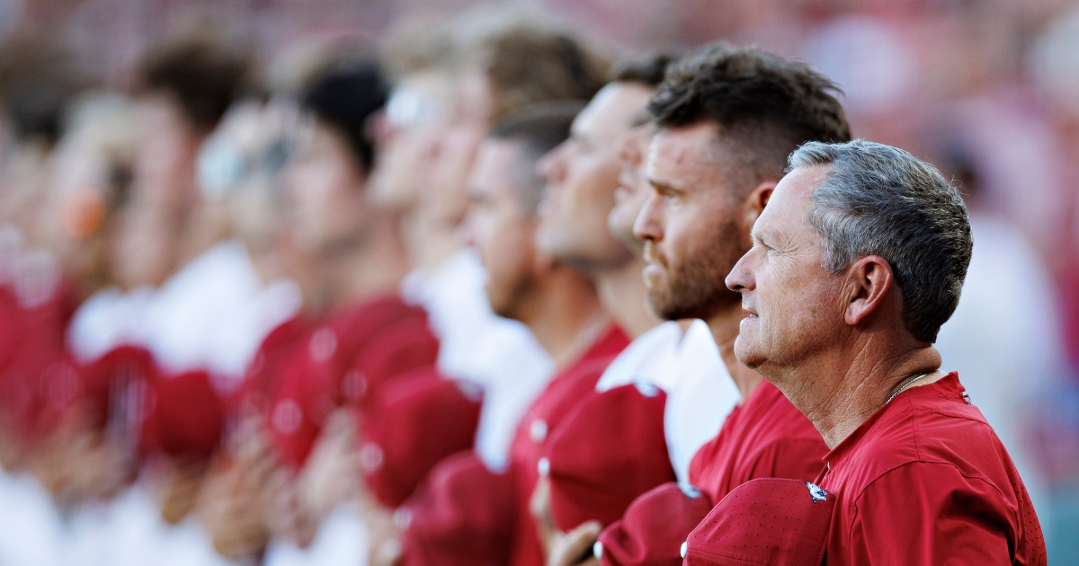 Dave Van Horn proud of Arkansas for strong season despite disappointing end