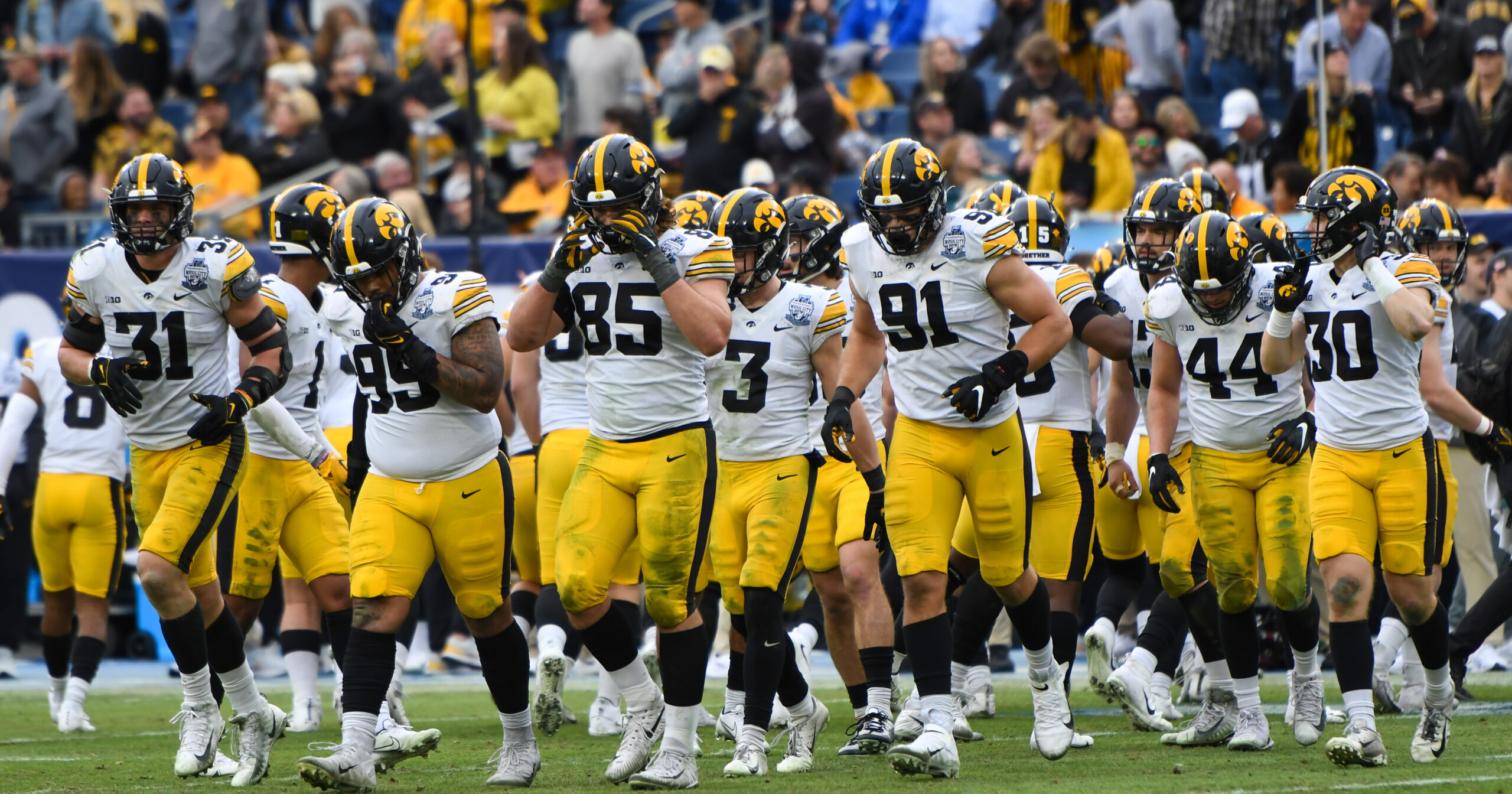 3-2-1: Iowa’s win total on the move?