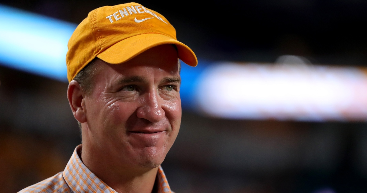 Peyton Manning excited to see Joe Milton throw at Manning camp