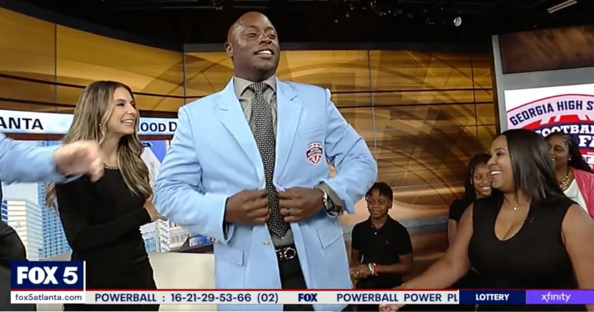 FOX 5 Atlanta welcomes new sports anchor DJ Shockley