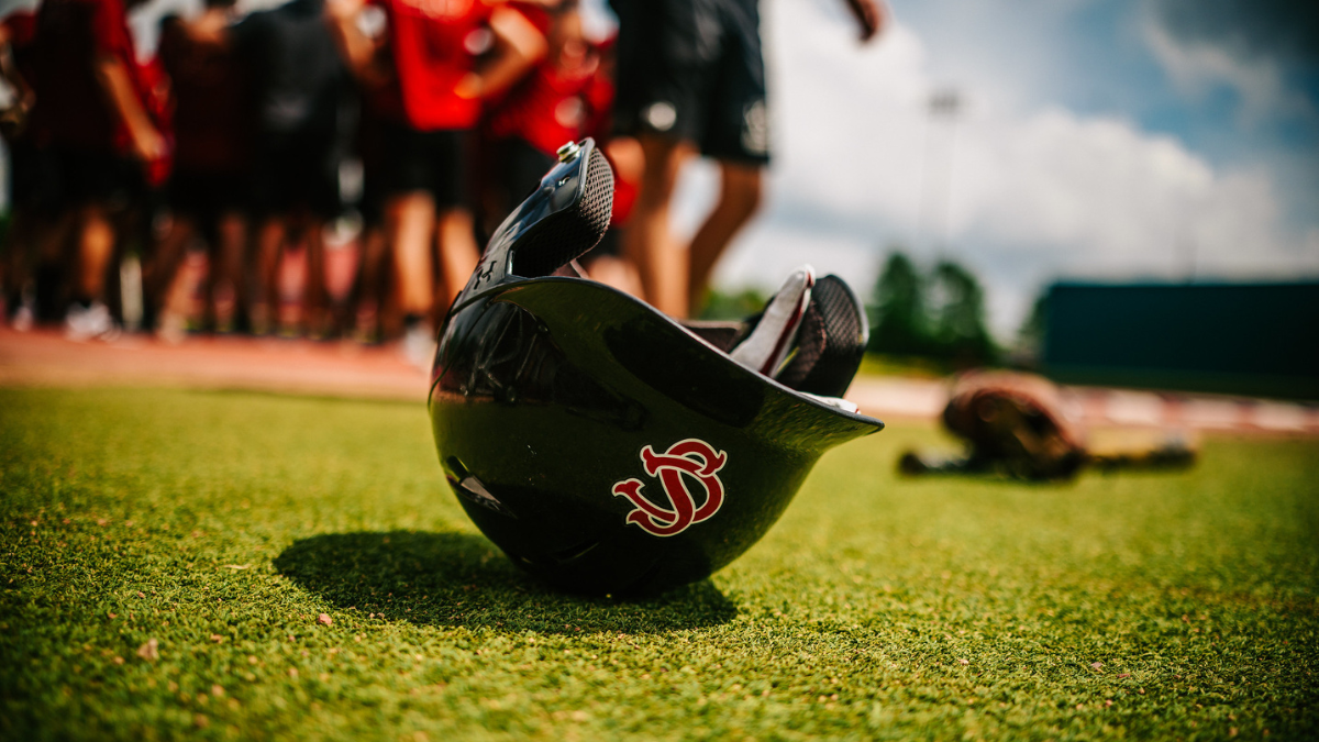 Live updates/game thread: South Carolina at Florida (Super Regional Game 1)