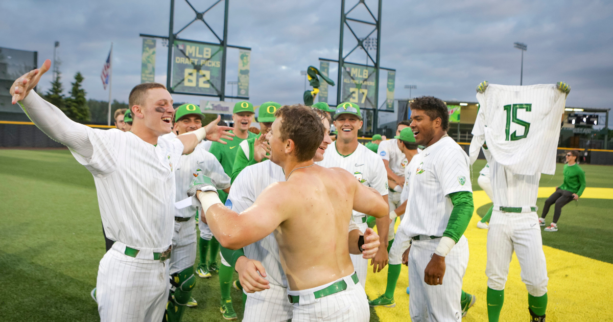 Oregon Uses Biggest Comeback In Super Regional History To Beat