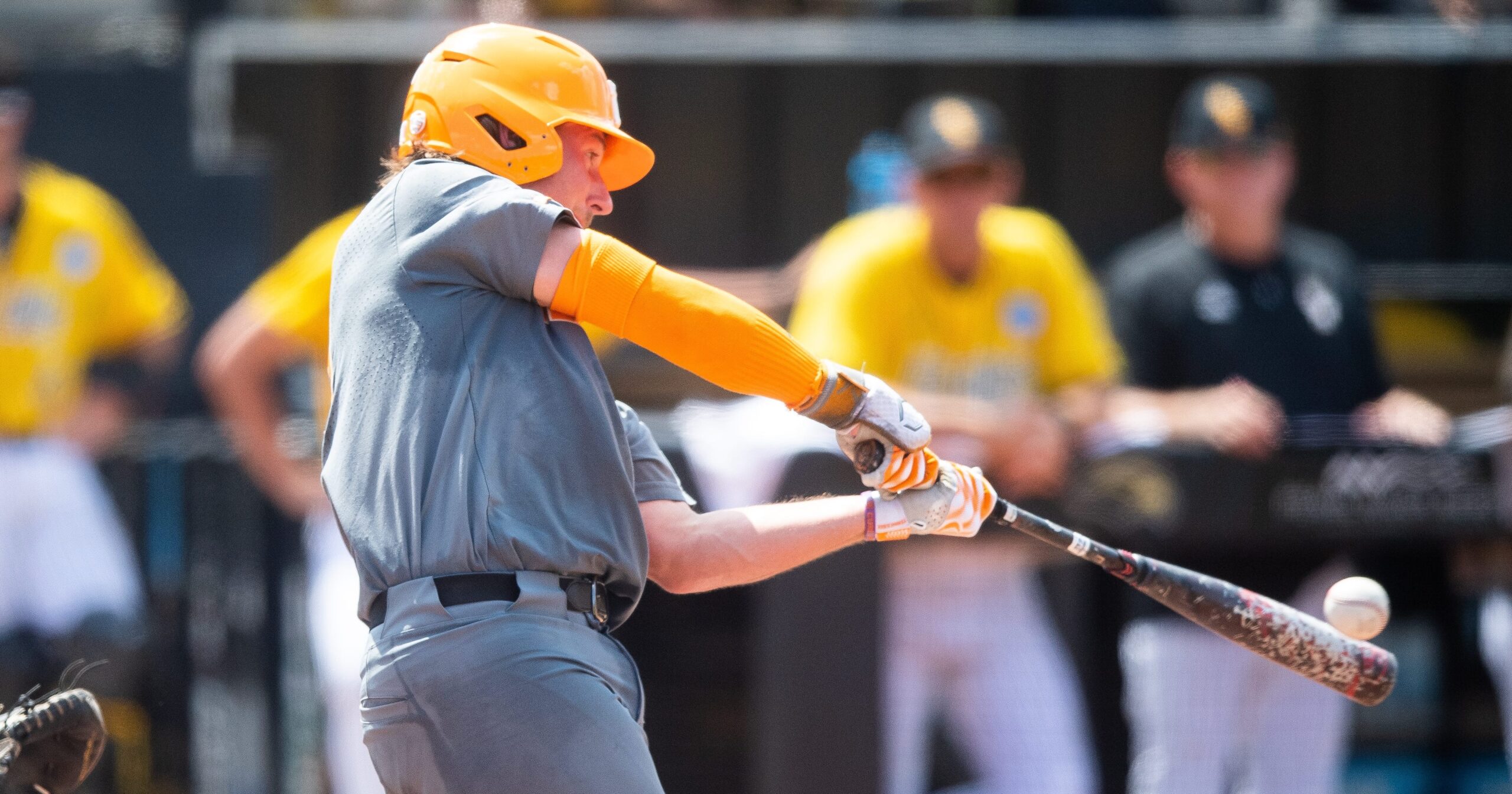 Start time, TV set for Tennessee-Southern Miss Game 3