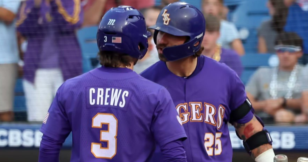 LSU celebrates trip to the College World Series after beating Kentucky