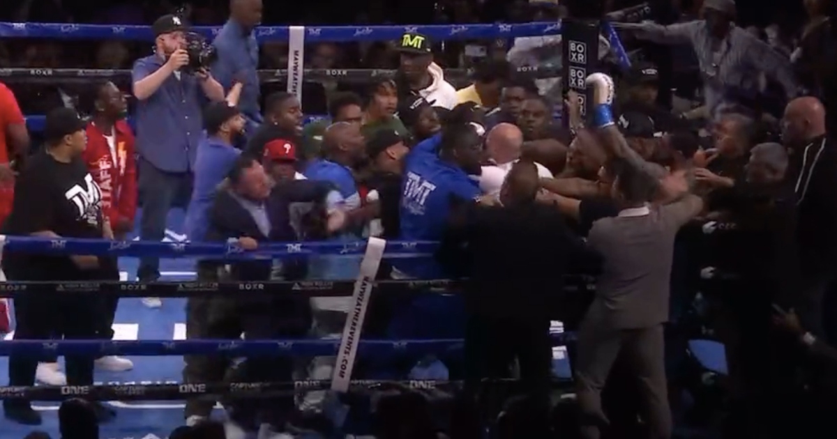 John Gotti III Goes After Floyd Mayweather After Fight Called, Chaotic ...