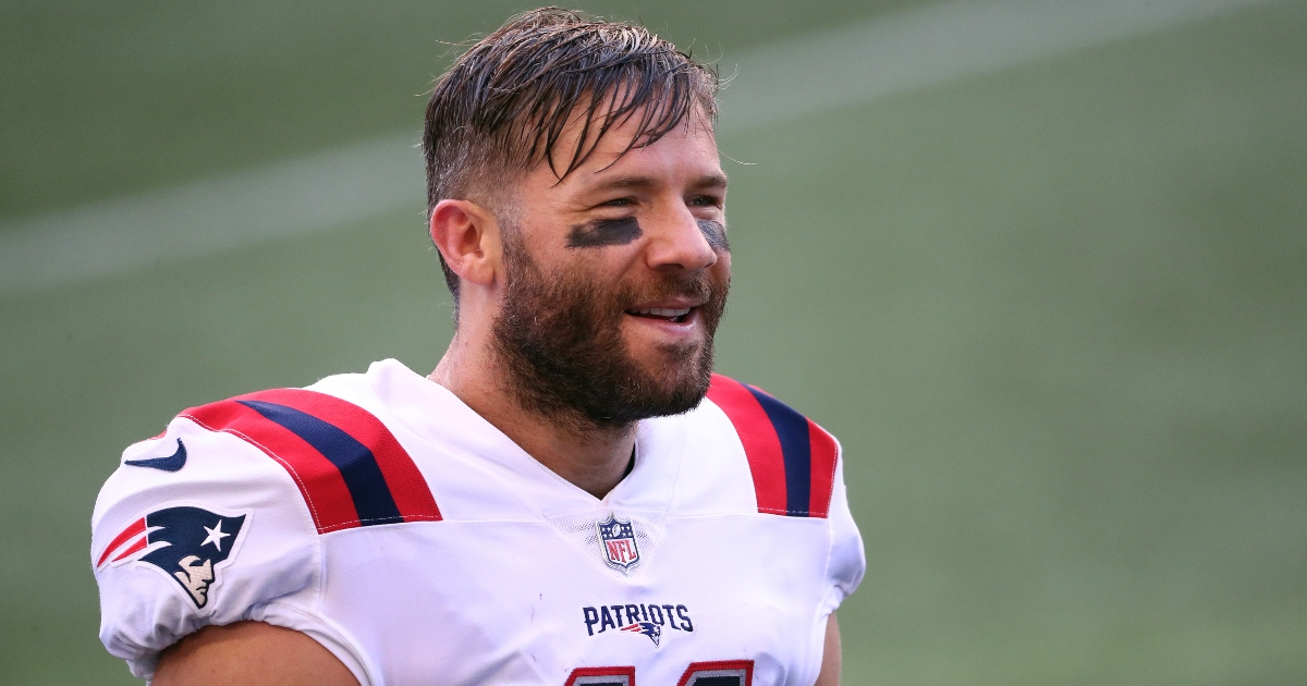 Julian Edelman and His Three Super Bowl Rings Appear on 'The Late