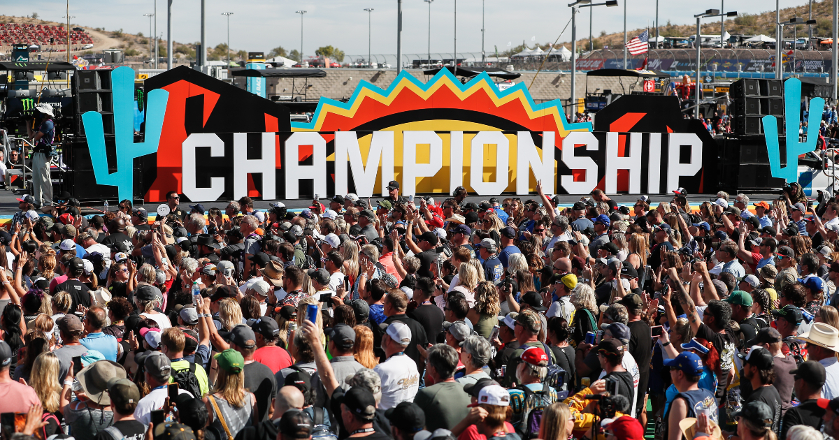 phoenix-raceway-already-sold-out-for-2023-nascar-cup-series-championship