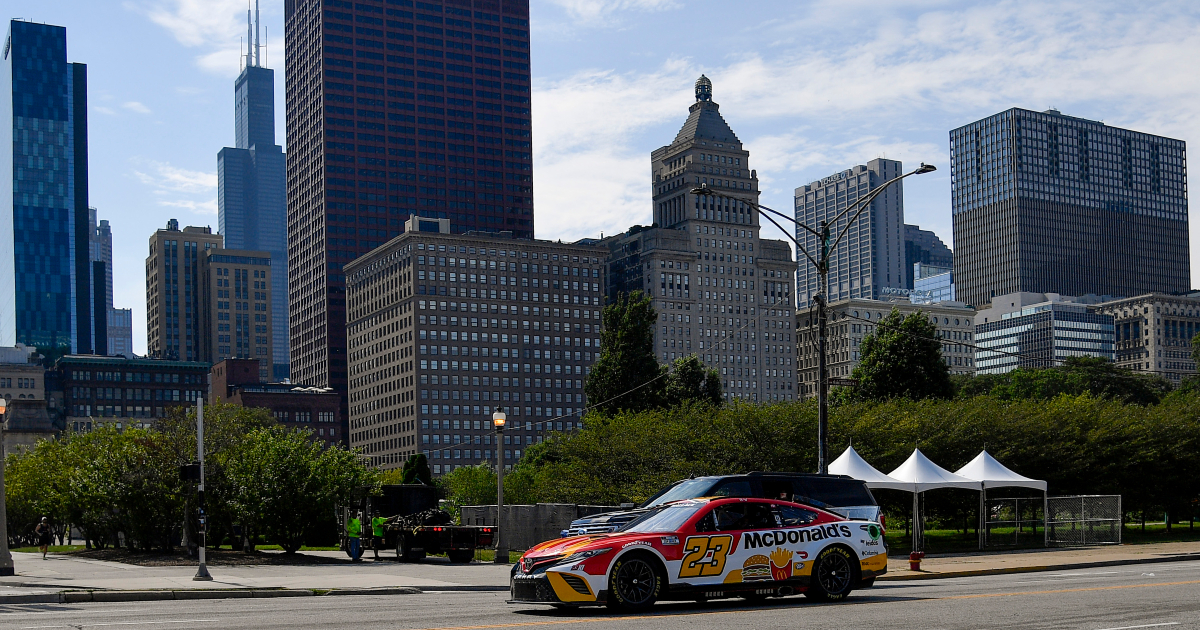 NASCAR announces rotating pace car for Chicago Street Race between Ford