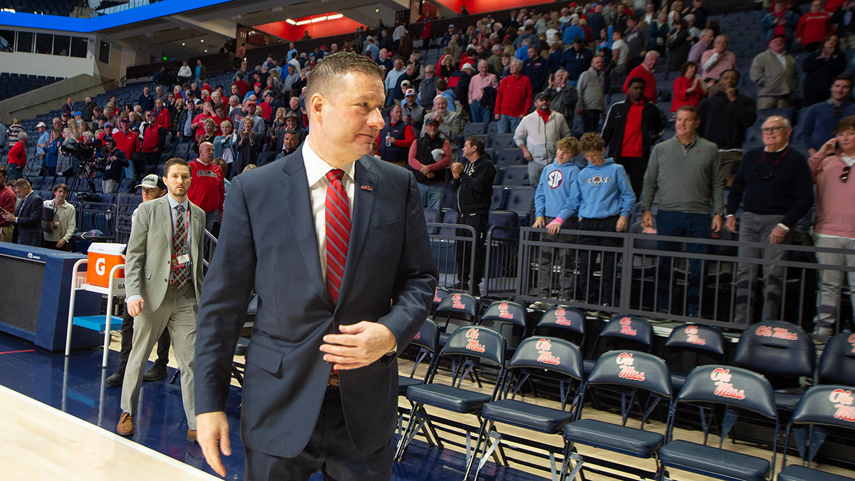 Chris Beard has Ole Miss ‘adapting’ to the ever-changing landscape of recruiting in basketball