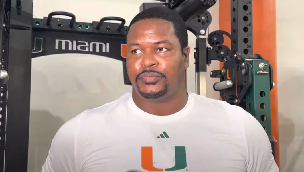 Miami Hurricanes great Bryant McKinnie returned for Legends Camp: “I try to come back and show support”