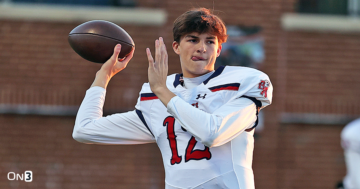 Tennessee football Vols hosting elite 2025 QB MacIntyre