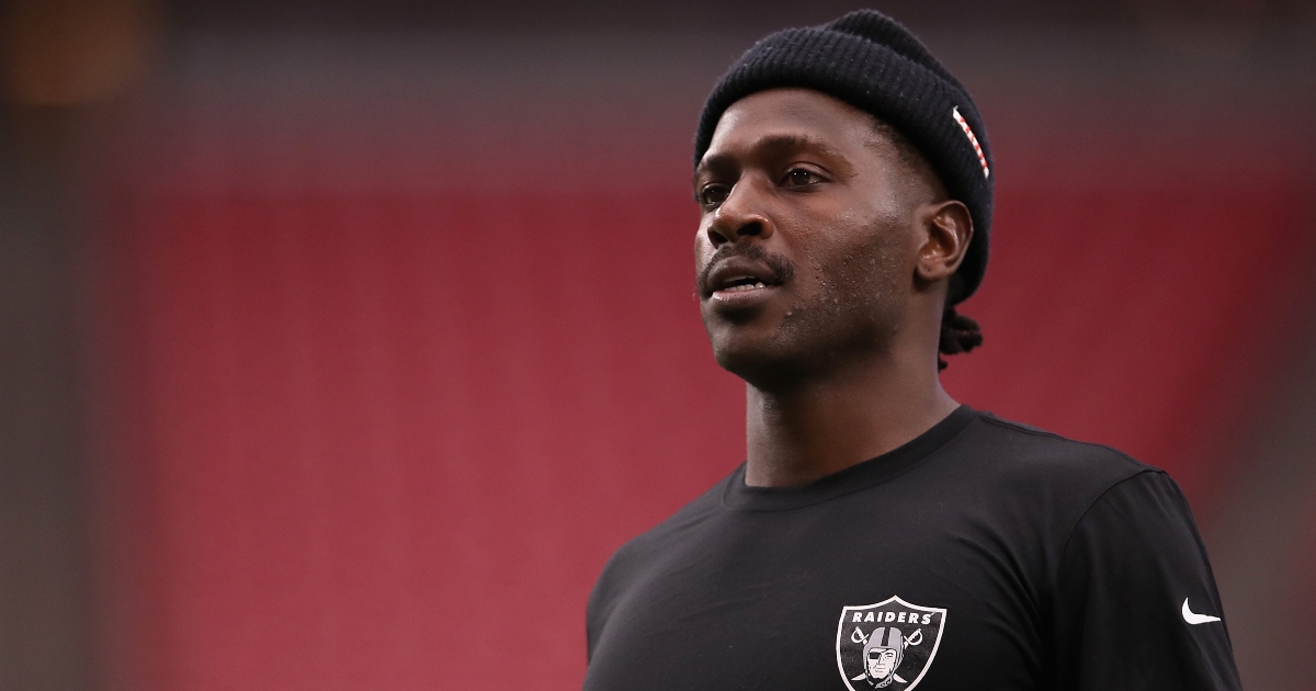 Antonio Brown attempts to clear the air on his departure from the Raiders