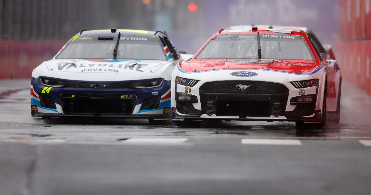 William Byron triggers massive pileup during Chicago Street Race